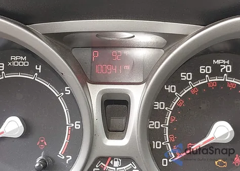 2012 Ford Fiesta Se z USA, uszkodzony, nr VIN 3FADP4BJ8CM147474